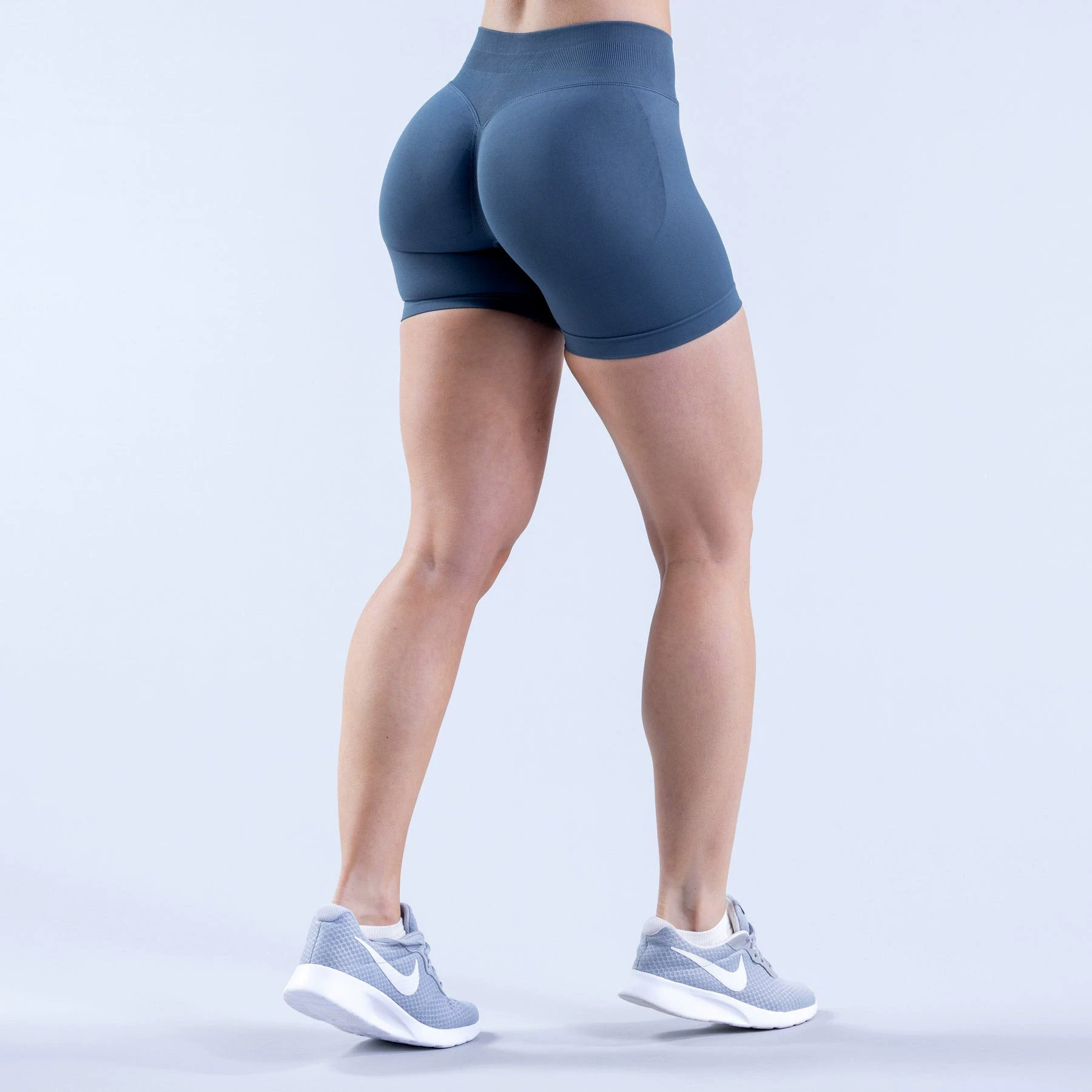 seamless shorts 37